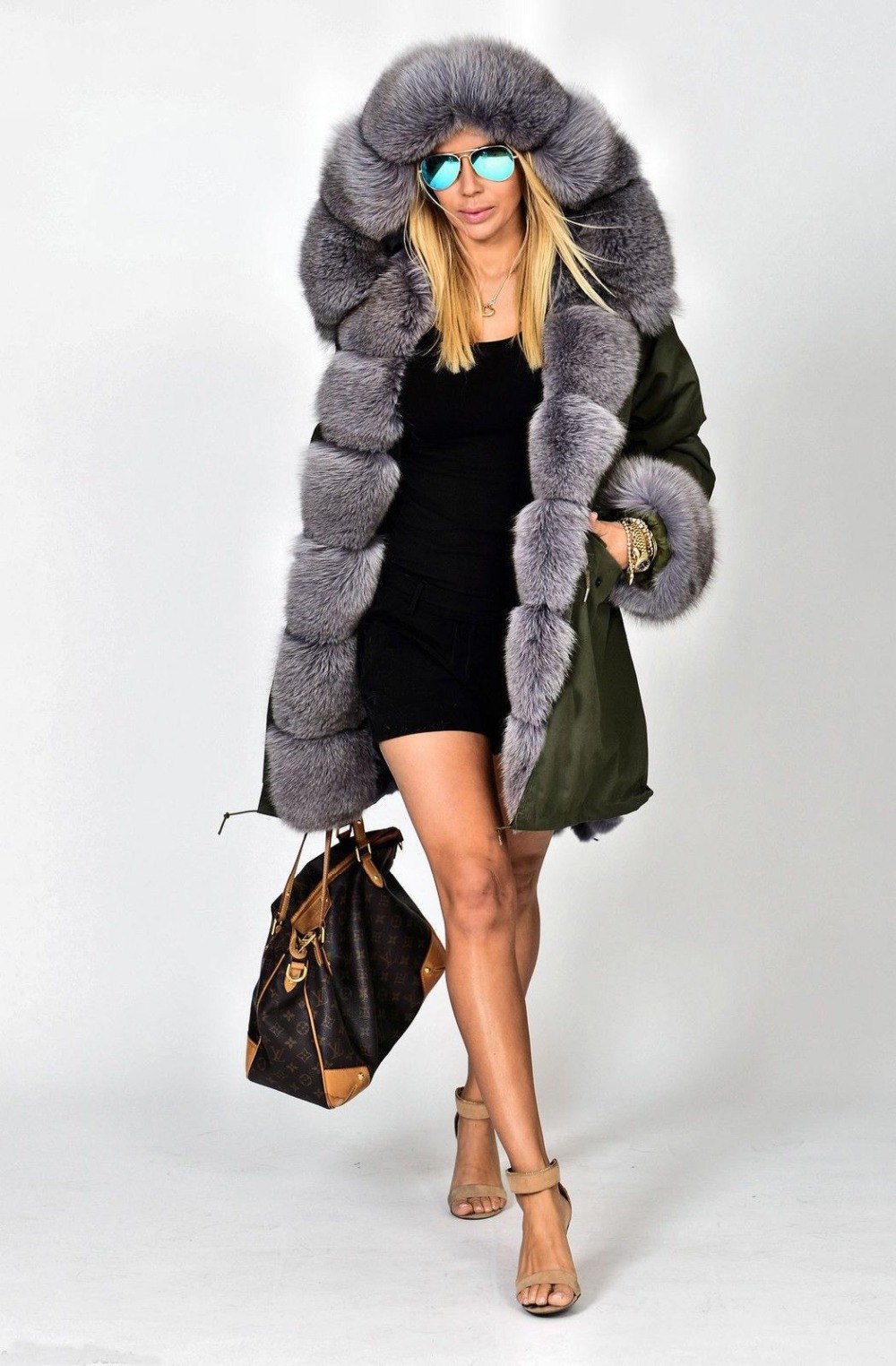 New Arrival Army Green Jacket with Loose Hooded Grey Faux Fur